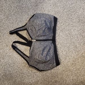 Victoria's Secret Knockout sports bra. Size 36DD.